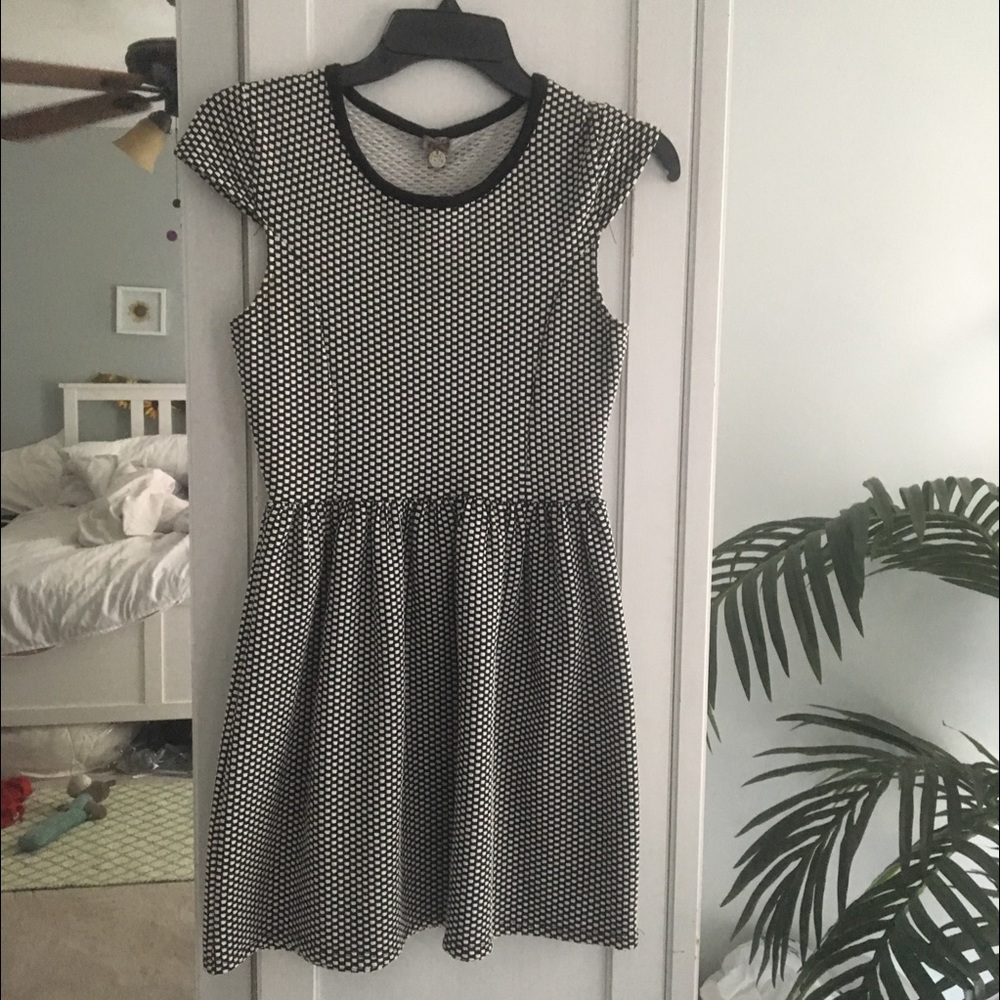 Black and white dress